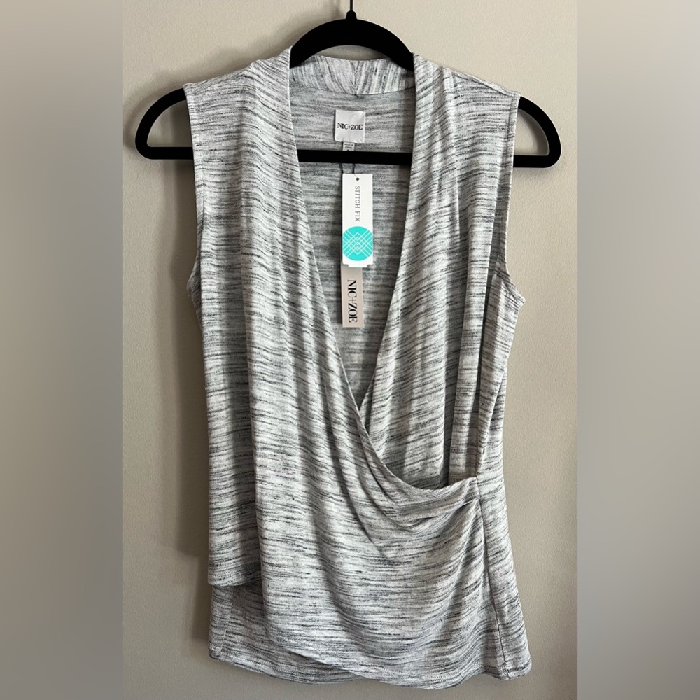 NWT NIC + ZOE Women’s Light Grey Space Dye Surplice Tank Size Small